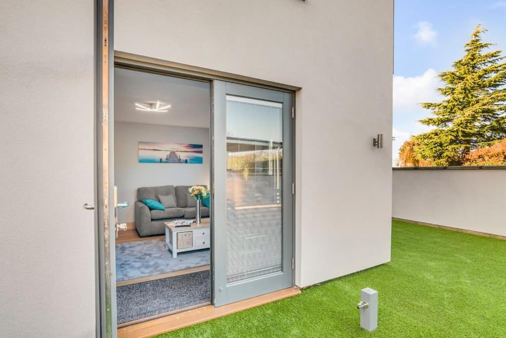 Isabel'S Wing! A Stunning 2 Bedroom Property Norwich Bagian luar foto