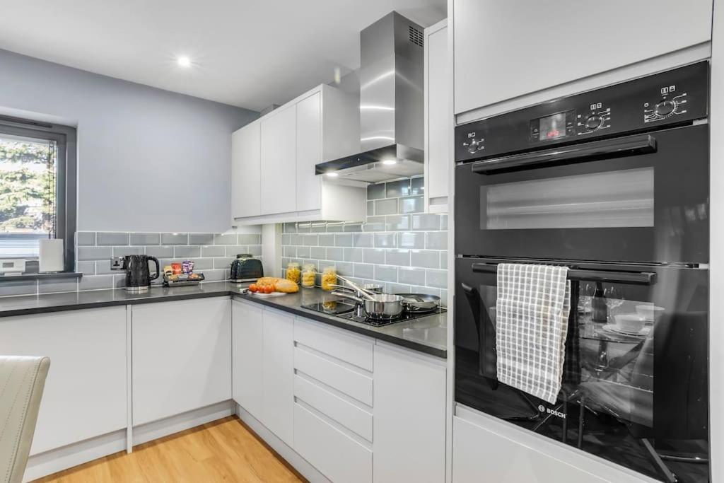 Isabel'S Wing! A Stunning 2 Bedroom Property Norwich Bagian luar foto